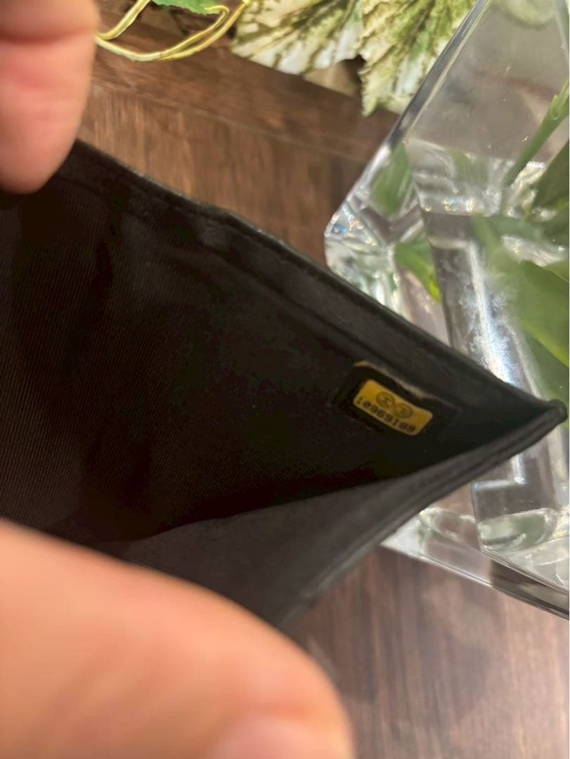 CHANEL ブラック マトラッセ　 二つ折り財布　コンパクト　正規品　美品