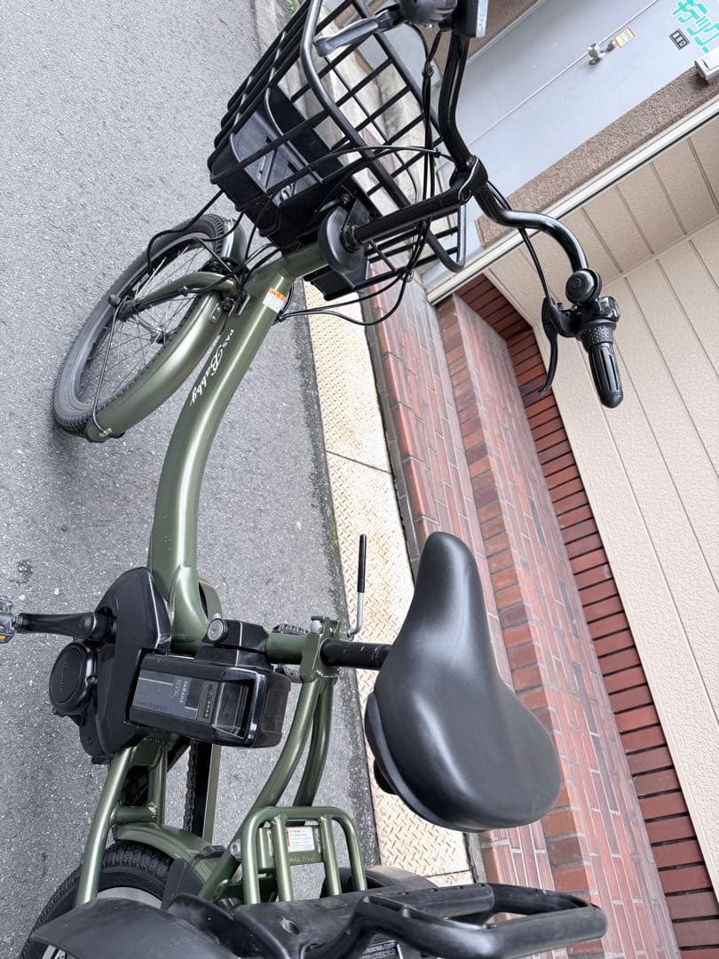 子供乗せ　ヤマハ　電動アシスト自転車 チャイルドシート付き オリーブグリーン