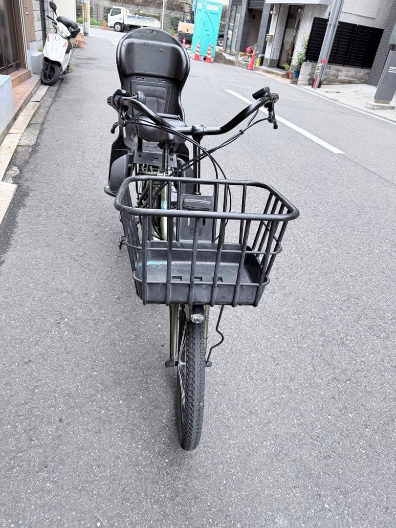 子供乗せ　ヤマハ　電動アシスト自転車 チャイルドシート付き オリーブグリーン