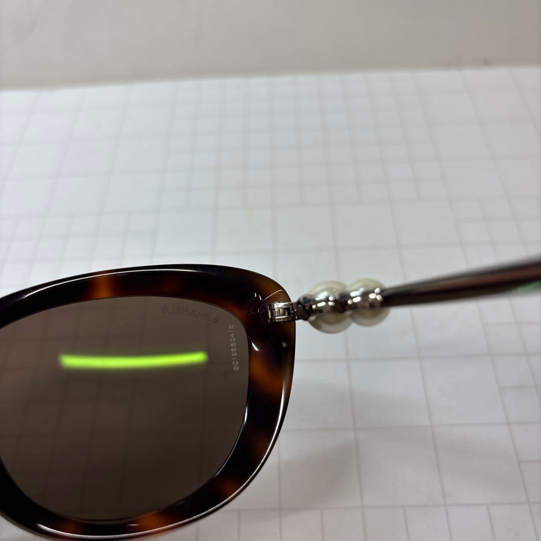 新品未使用CHANELシャネルサングラスCH5340-H-Aパール付き