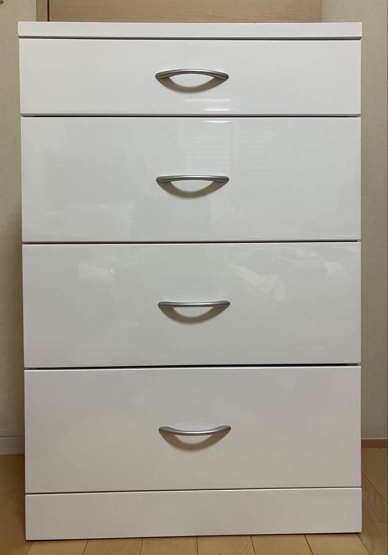 #大人かわいい！#白いチェスト　中古品　組み立てなしですぐに使える#たのメル便