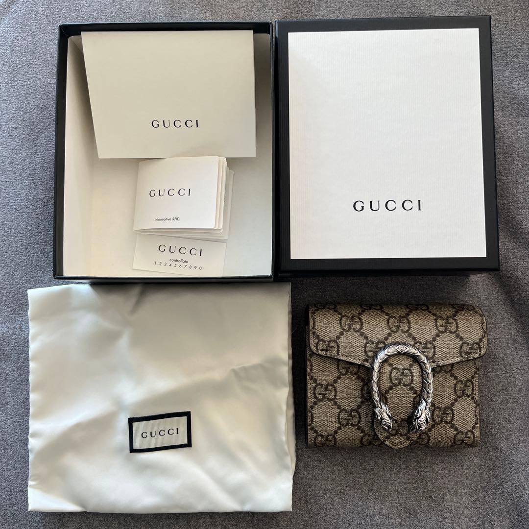 ケイ GUCCI GGキャンバス 三つ折り財布