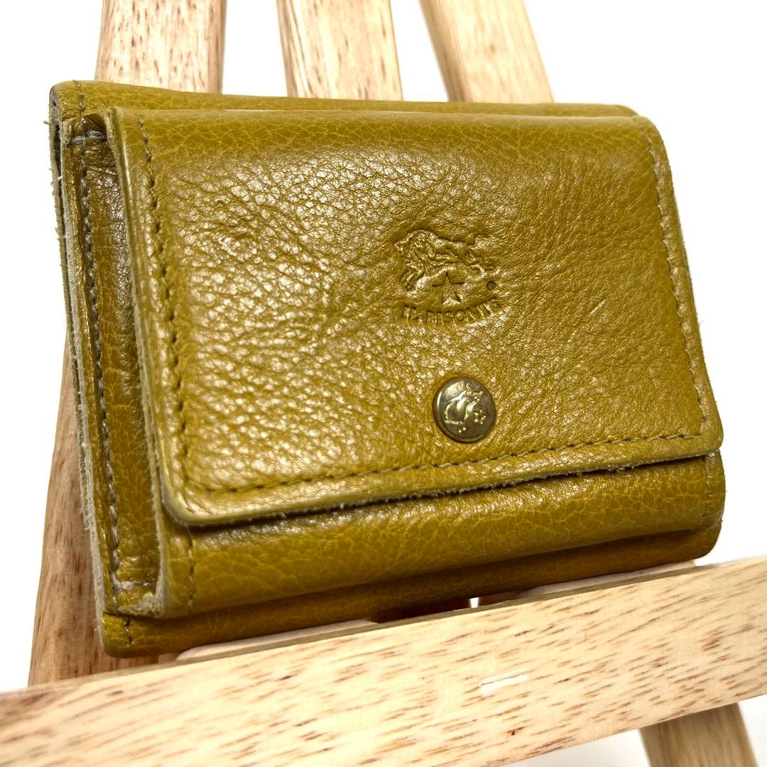 イルビゾンテ　三つ折り財布　トリフォルド　コンパクトウォレット　ロゴ型押し　本革