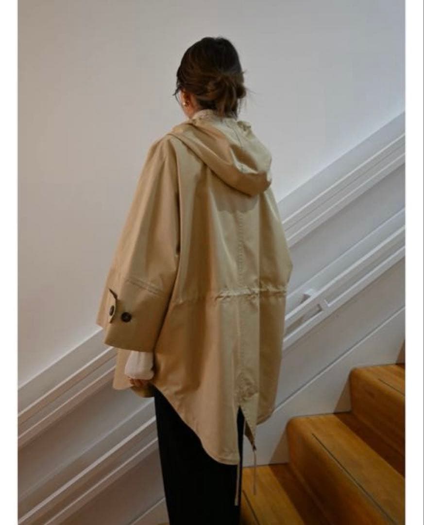 Weekend Max Mara 25SS 定価15万 スプリングコート ケープ