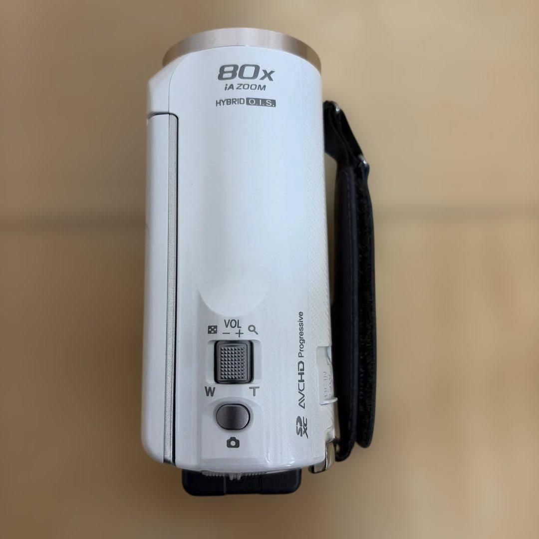 ビデオカメラ　Panasonciic V520M