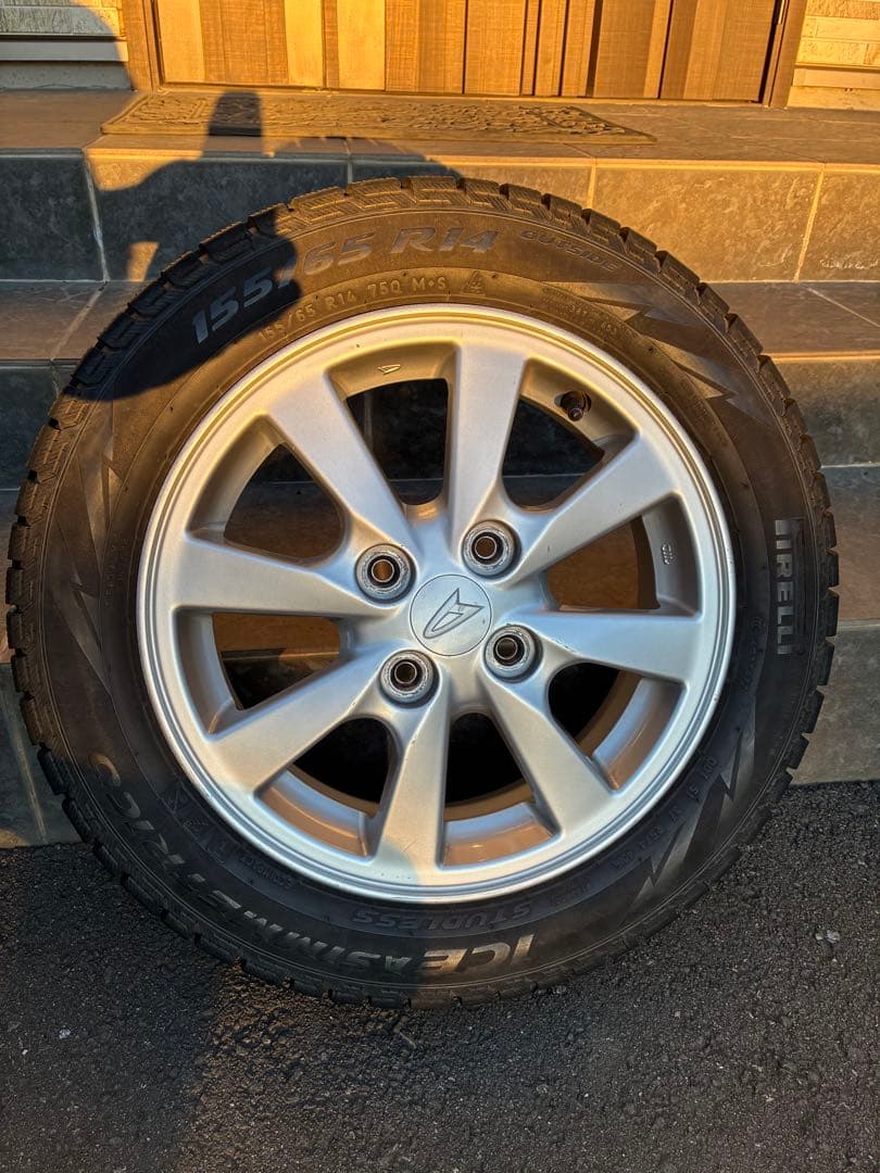 155/65R14 スタッドレスタイヤ アルミホイールの４本セット