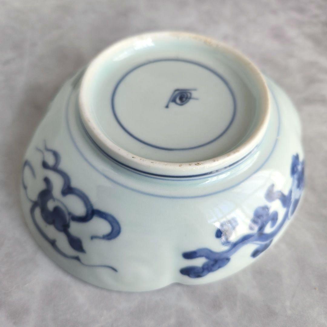 古伊万里　染付　変形深皿　江戸時代　金彩　赤絵　陽刻　骨董　アンティーク　金継ぎ