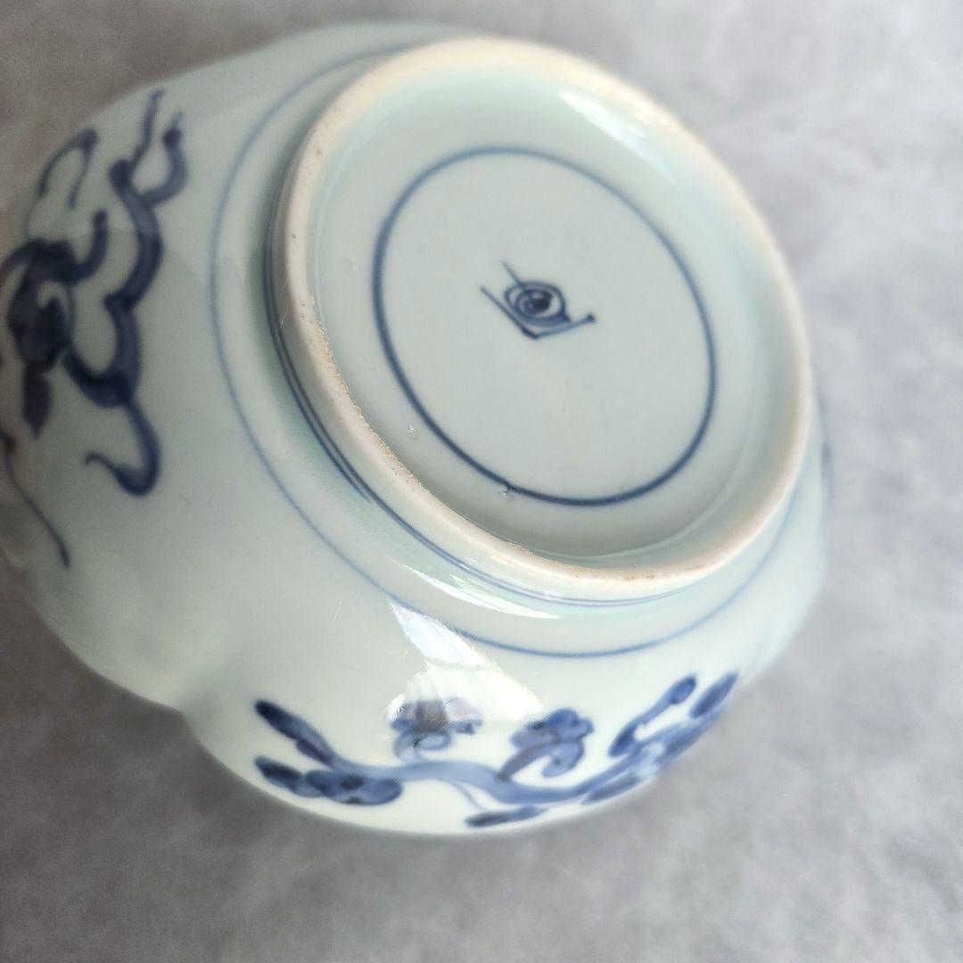 古伊万里　染付　変形深皿　江戸時代　金彩　赤絵　陽刻　骨董　アンティーク　金継ぎ