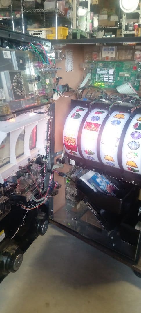 送料込　パチスロ　実機　蒼天の拳2 不要機付　ドアキー設定キー　家庭用電源
