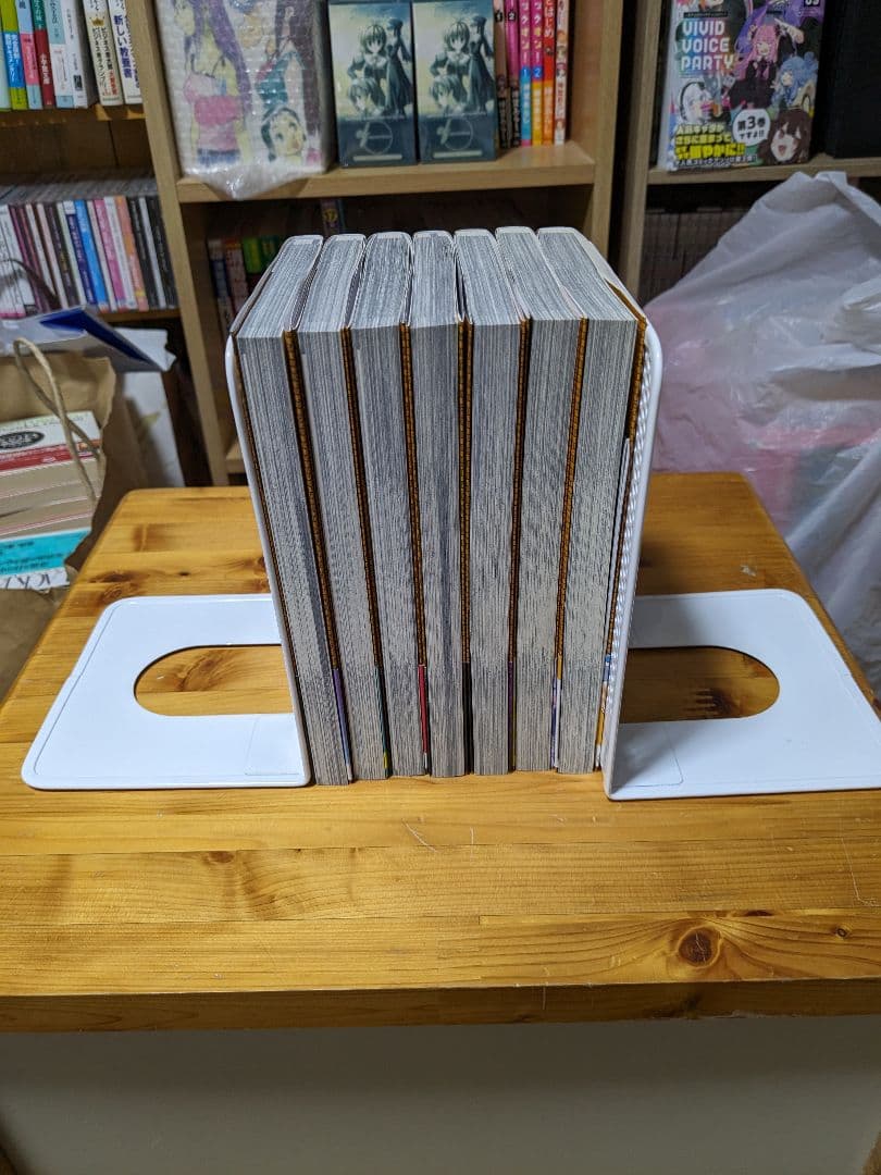 名探偵コナン1〜100巻 100巻記念オリジナル収納BOX＋101巻〜107巻