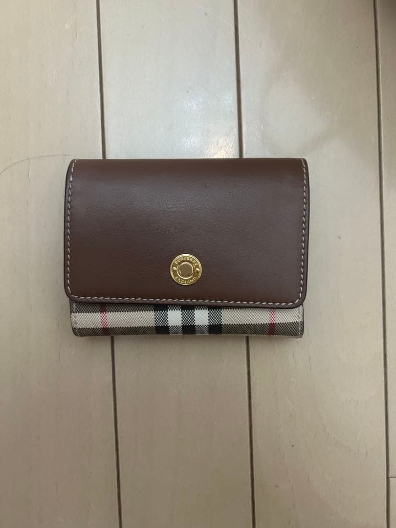 BURBERRY 三つ折 財布