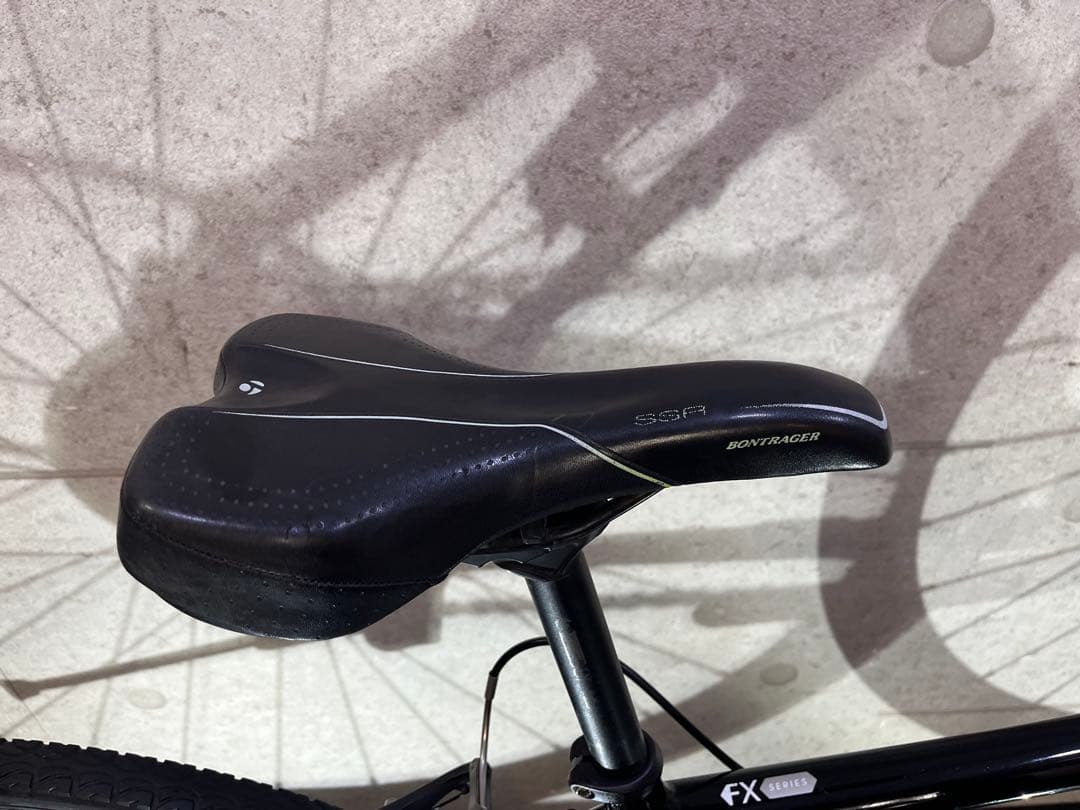 TREK FX7.2 ブラック クロスバイク