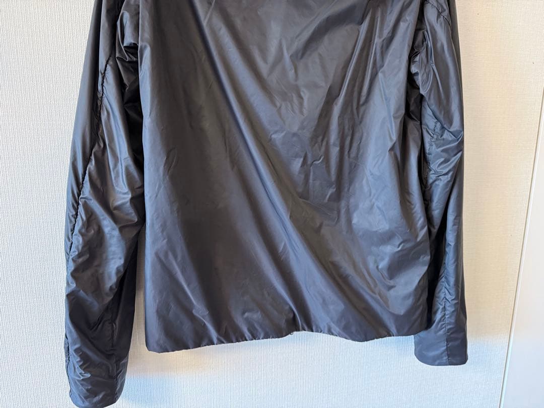 【2025年購入】カステリ RISCALDA PUFFY JACKET Sサイズ