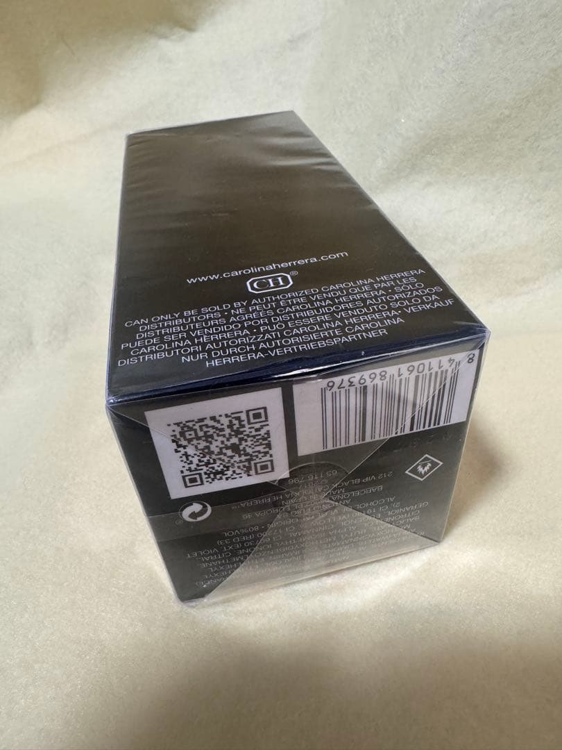 212 VIP BLACK 100ml 男性用香水