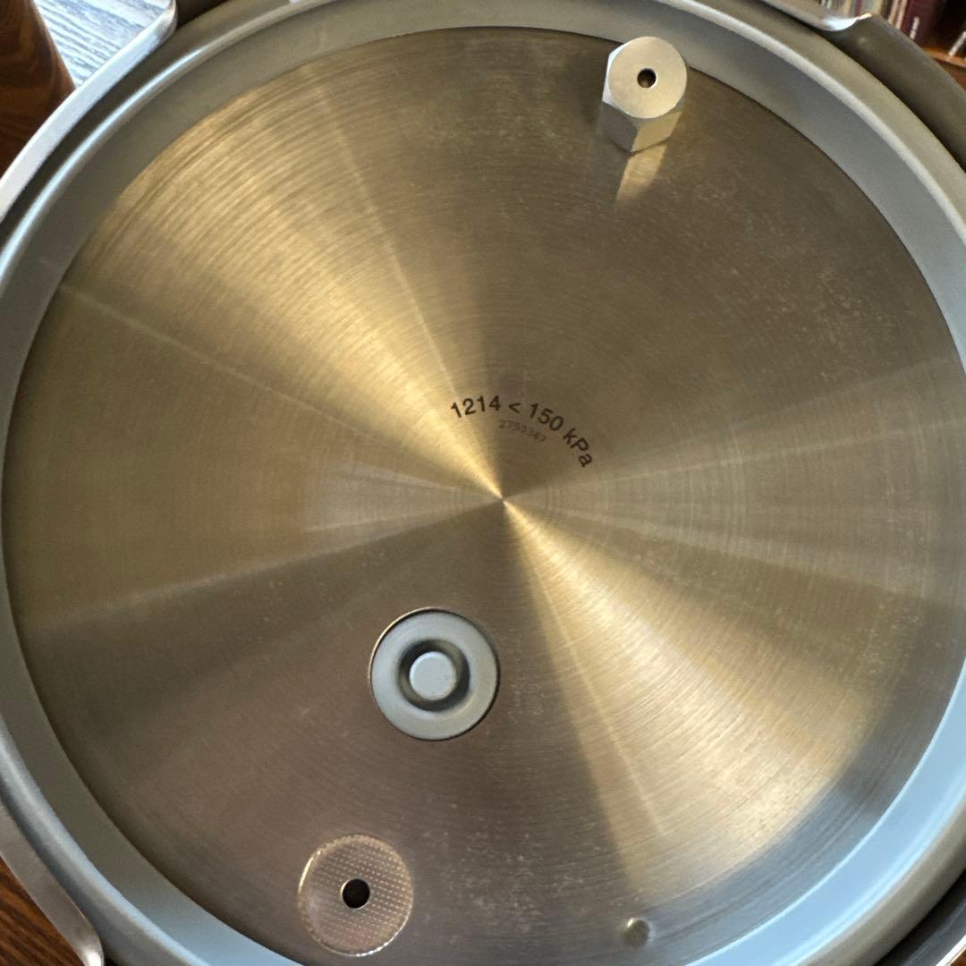 WMF 圧力鍋 PERFECT 2.5Lドイツ製　Cromargan 18/10