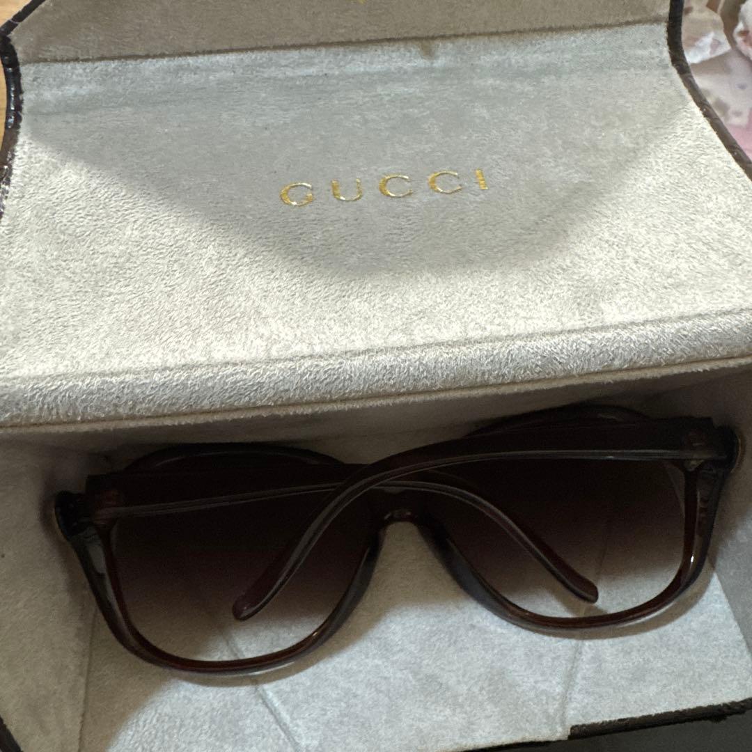 ダークブラウン オーバーサイズサングラス ケース付き　　GUCCI