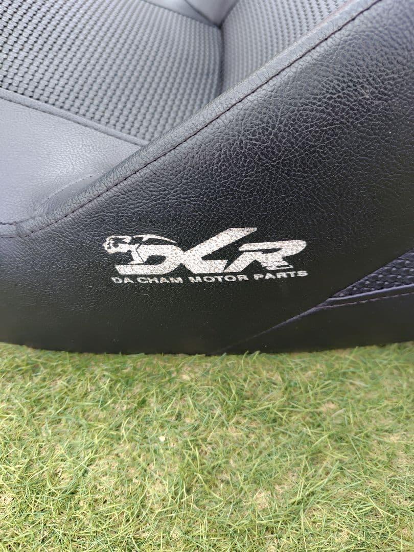 よし　マジェステ125 DCR社製シート