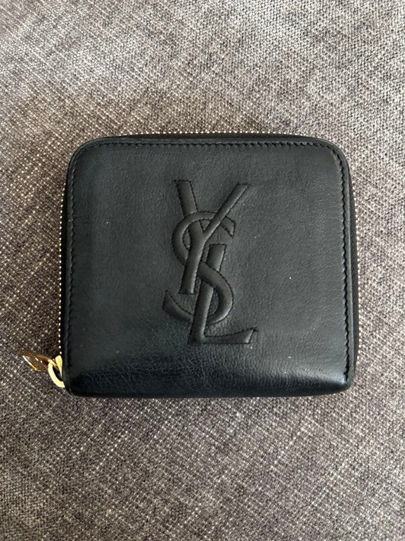 SAINT LAURENT ブラックレザー二つ折り財布