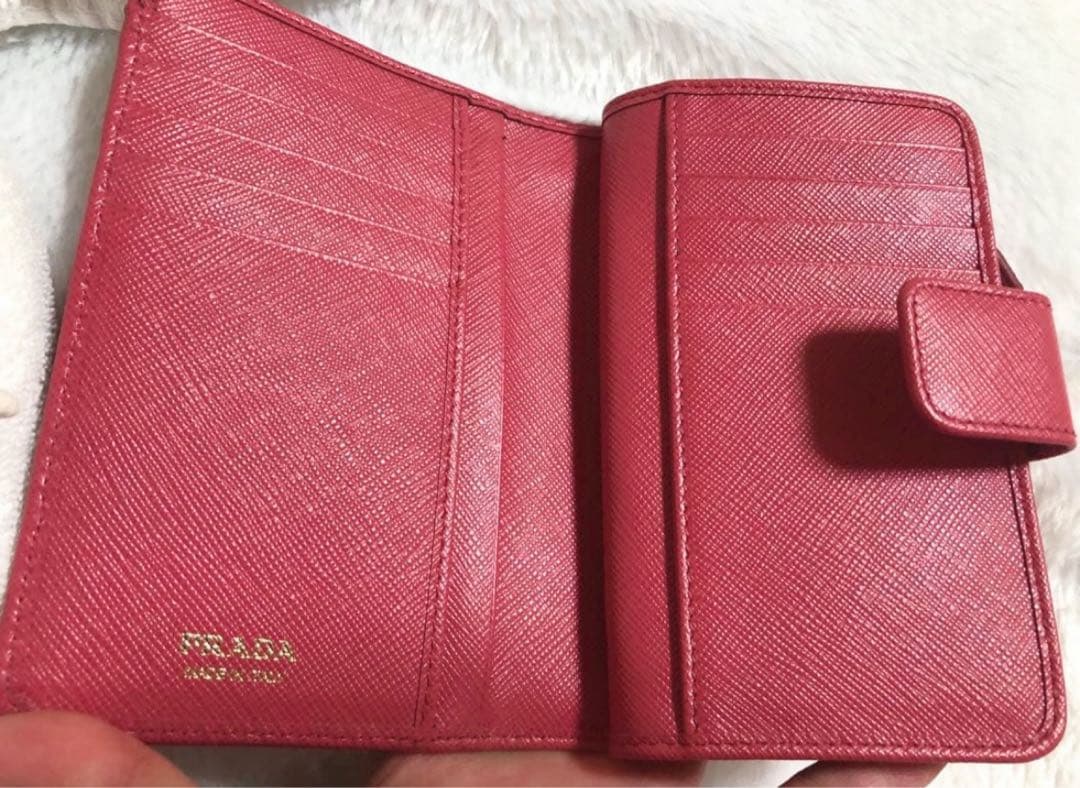 F.nao☆ PRADA ピンク 二つ折り財布 サフィアーノ