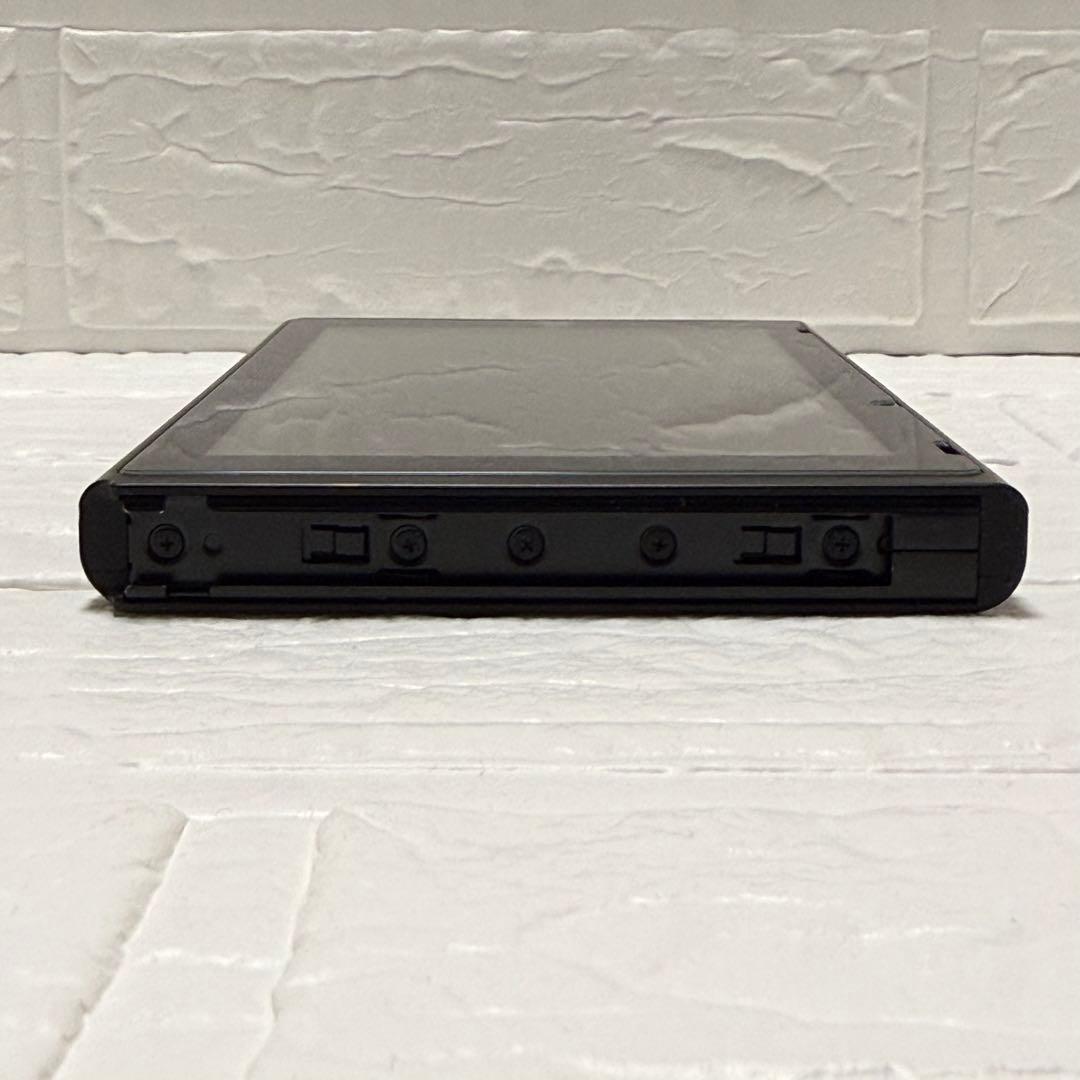 ニンテンドースイッチ HAC-001 2018年製 本体のみ 動作確認済み 美品