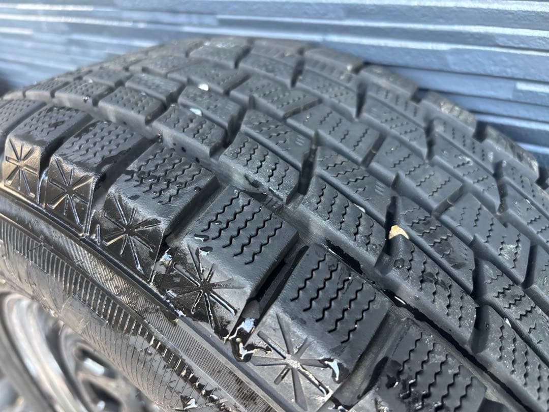 送料込　スタッドレス　215/65/R16 デイトナ　ブラック、クローム