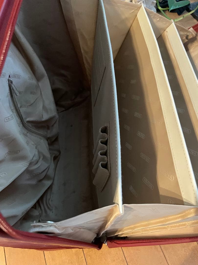 RIMOWA コンパクトキャリーケース1〜2泊ビジネス