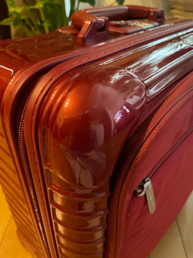 RIMOWA コンパクトキャリーケース1〜2泊ビジネス