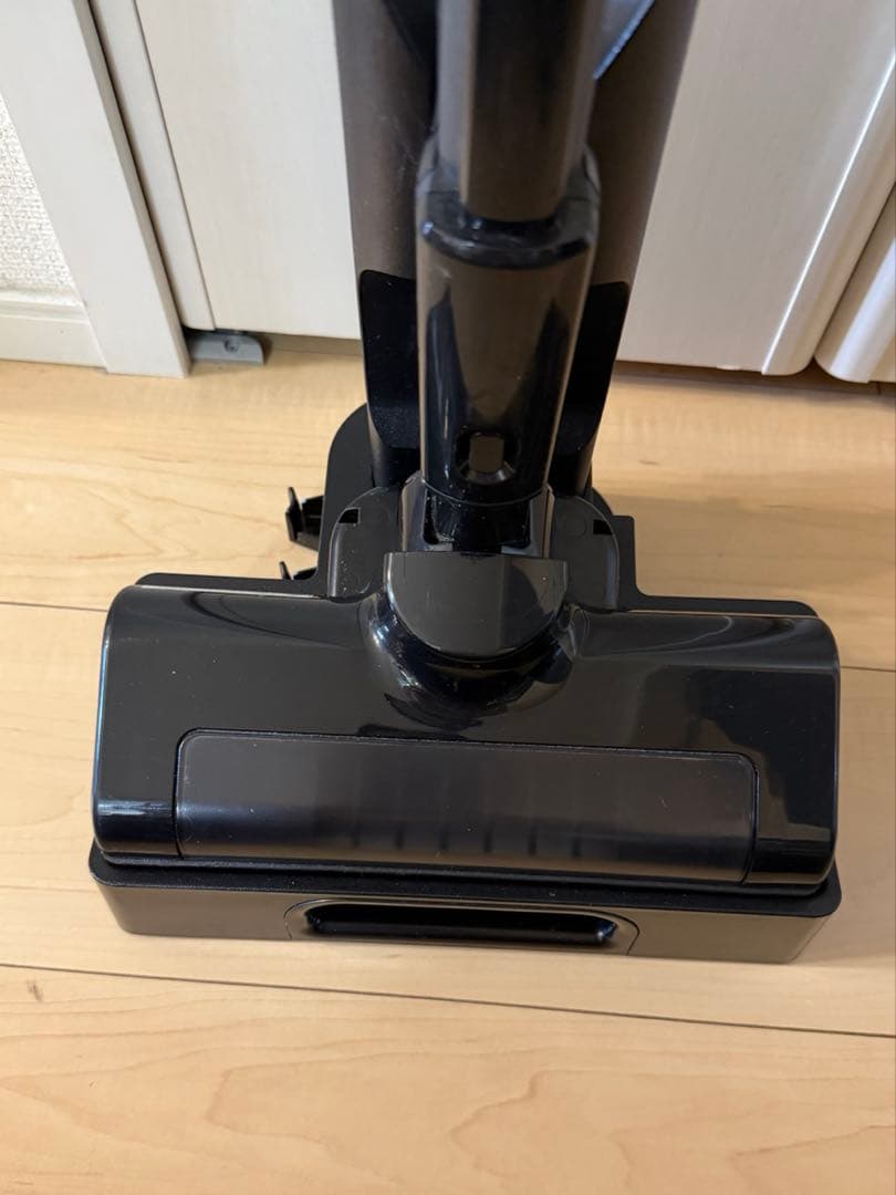 なおべー‼️ アイリスオーヤマ　充電式サイクロンスティッククリーナー
