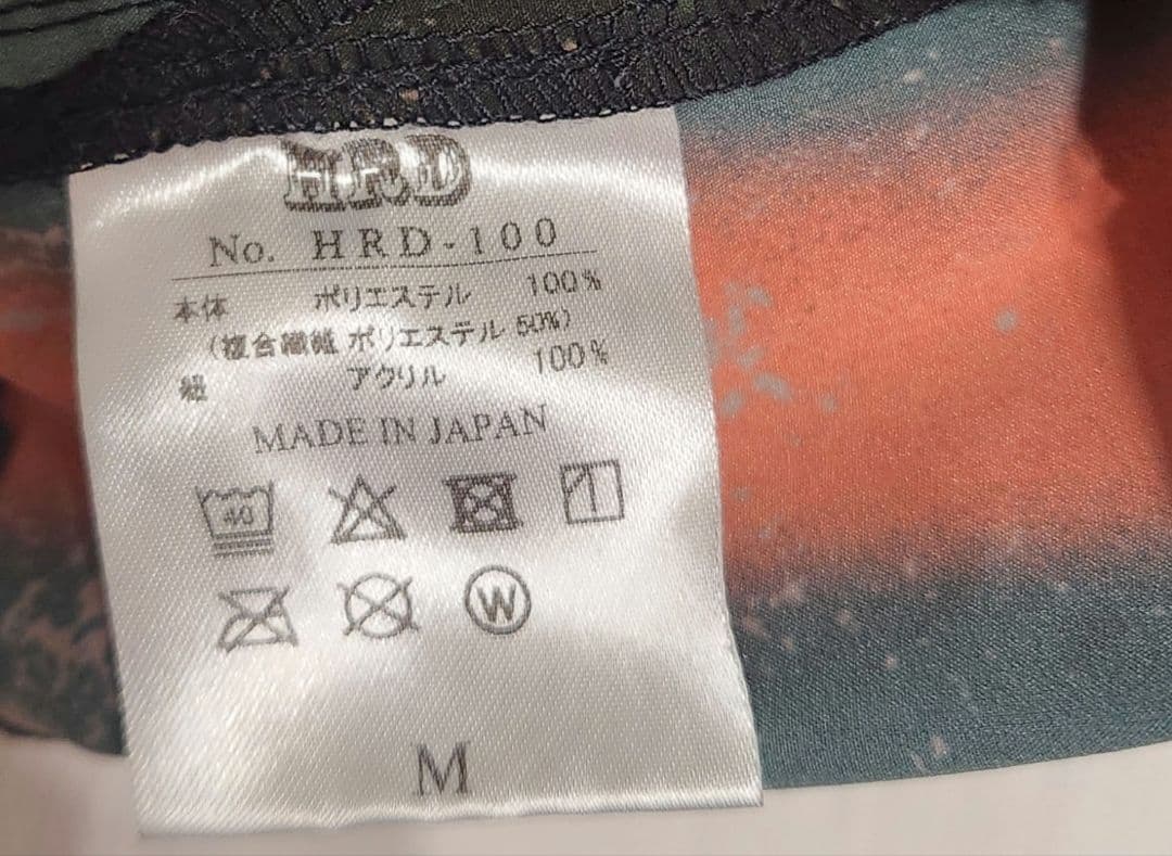 平本蓮　ファイトショーツ　Mサイズ　レッド×ブラック