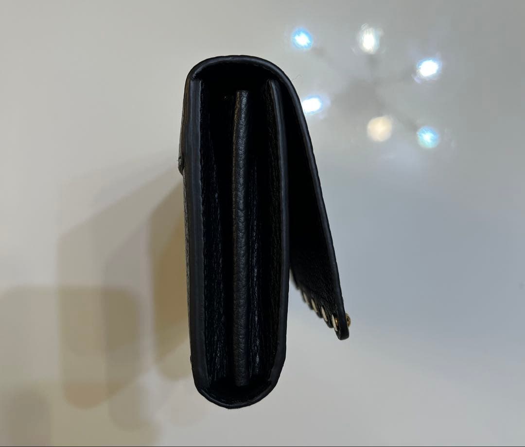 Louis Vuitton ブラック レザー 二つ折り財布
