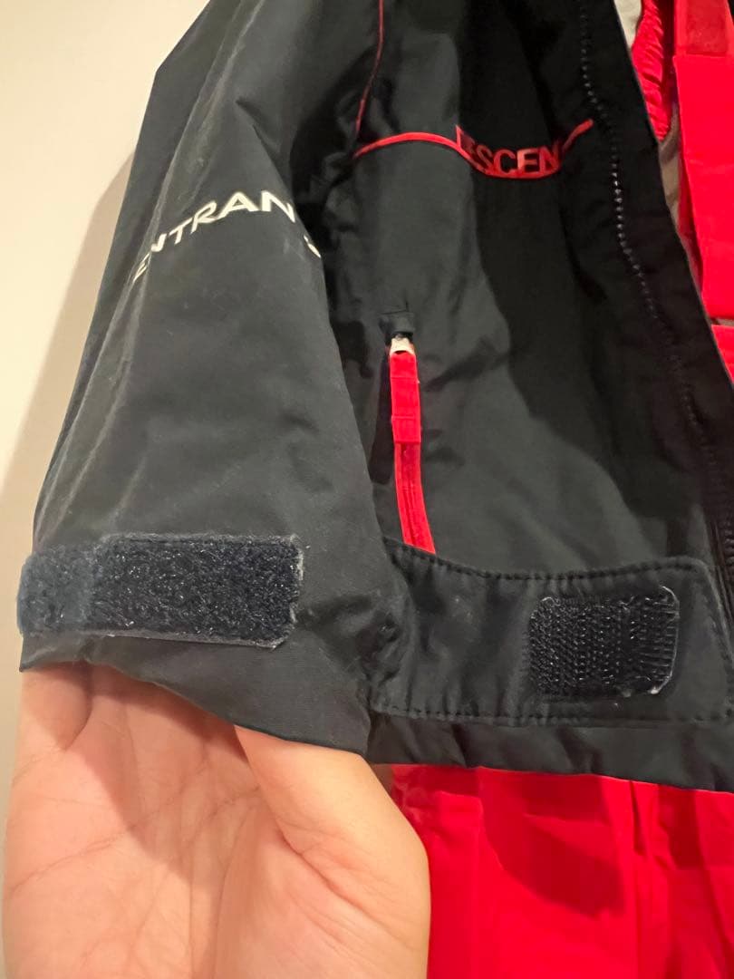 【美品値下】DESCENTE キッズスキーウェア上下セット 110サイズ　紺赤