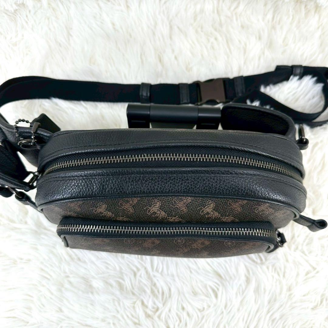 【美品】COACH コーチ ウエストバッグ ホース PVC 1062