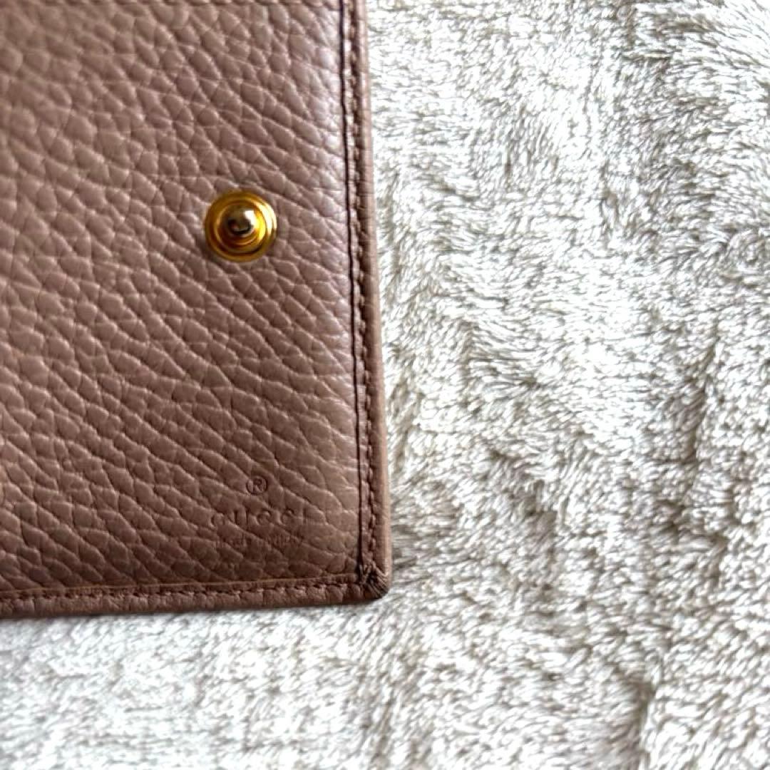GUCCI 三つ折り財布　ピンクベージュ
