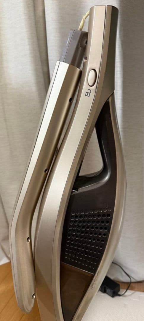 Panasonic スティック型コードレス掃除機　MC-BU110J