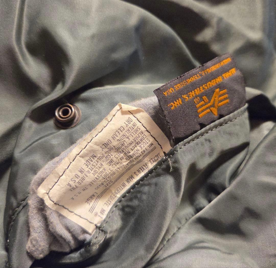Alpha Industries MA-1 フライトジャケット