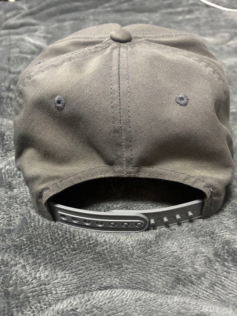 帽子 STONES THROW Logo Snapback (Grey)