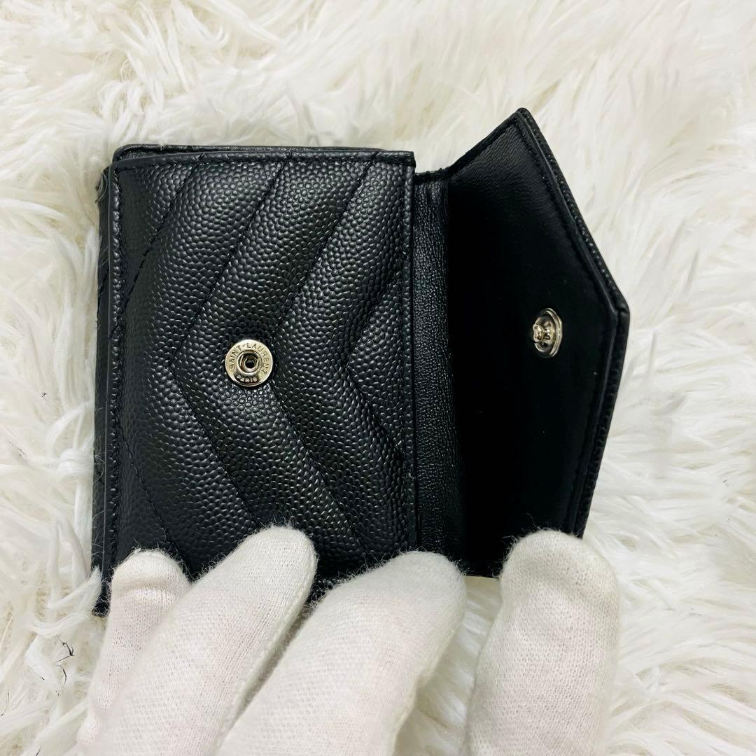 極美✨付属完備✨サンローラン 三つ折り財布 Vステッチ カサンドラ レザー 黒