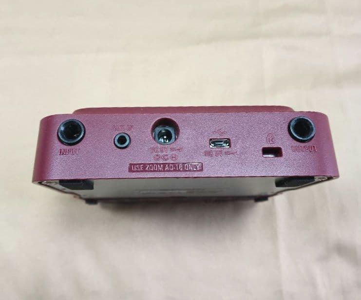 ZOOM B1 FOUR ベースエフェクター