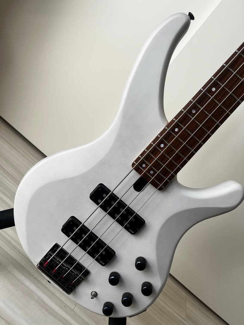 ベース YAMAHA TRBX504 TWH