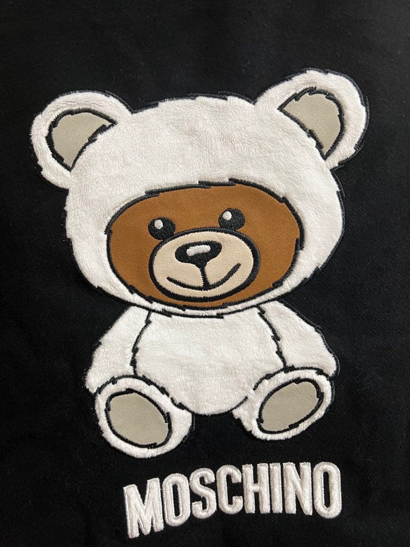 MOSCHINO クマ刺繍 マフラー 黒