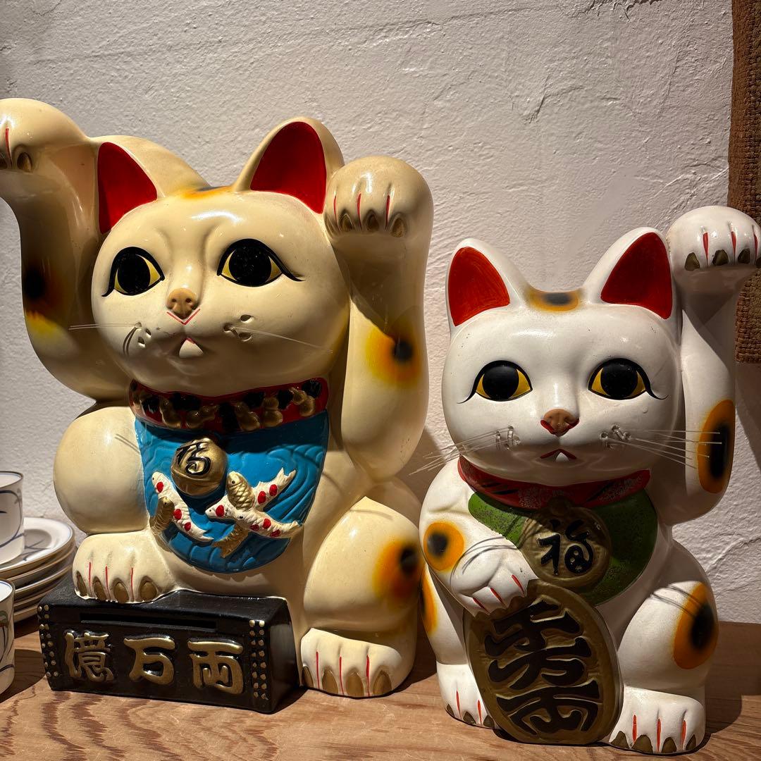 昭和レトロ　大きな億万両　招き猫　横25㎝　縦35㎝（右手の上まで）