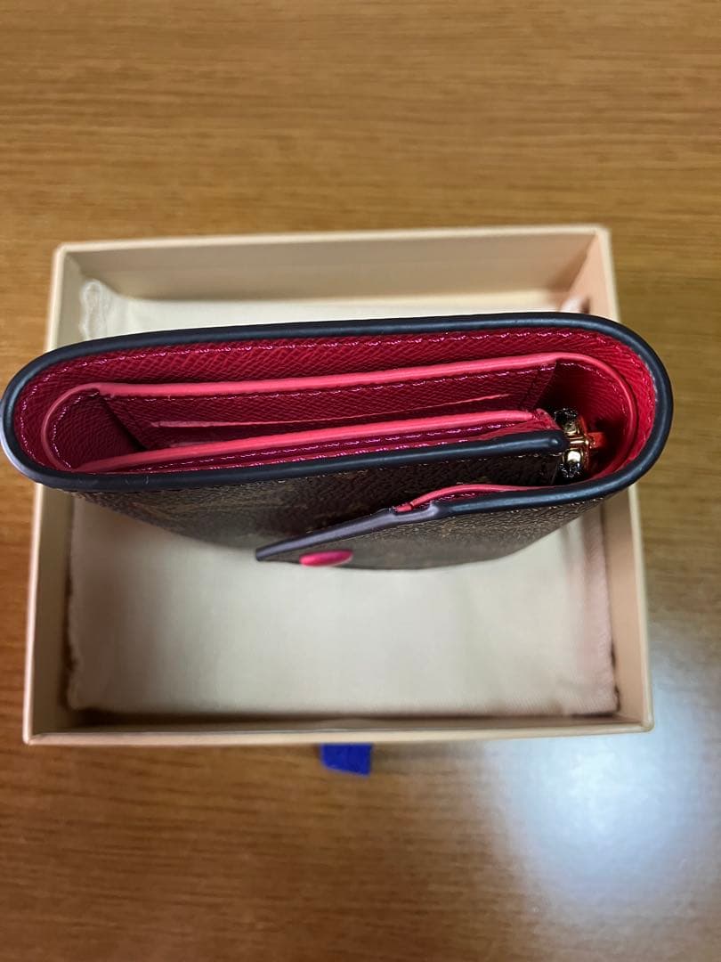 【未使用に近い】ルイヴィトンポルトフォイユ ヴィクトーヌ