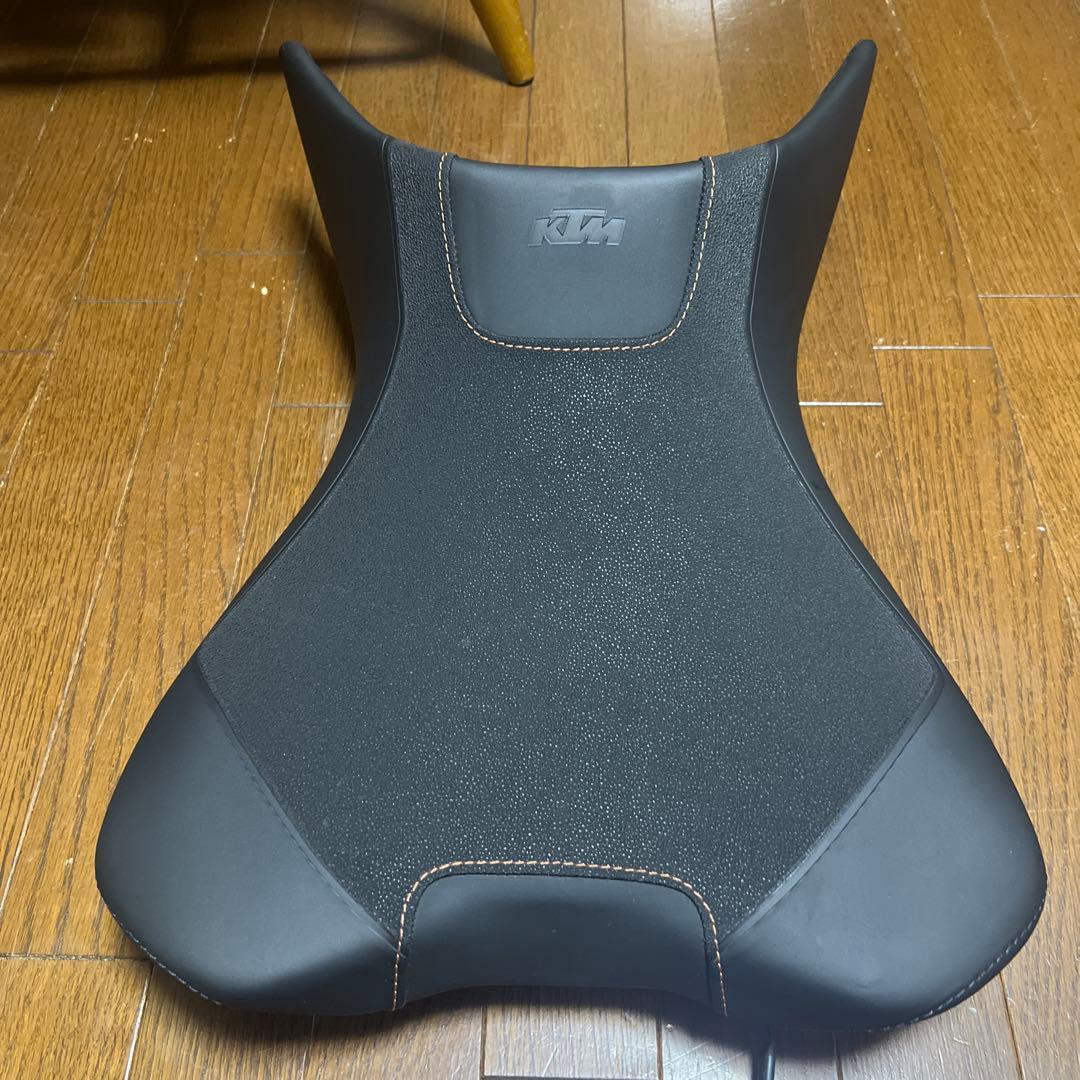 KTM エルゴシート Superduke GT