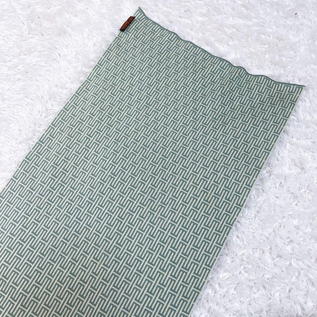 鑑定済・近年極美品 エルメス Hロゴ 総柄 シルク100% ストール マフラー