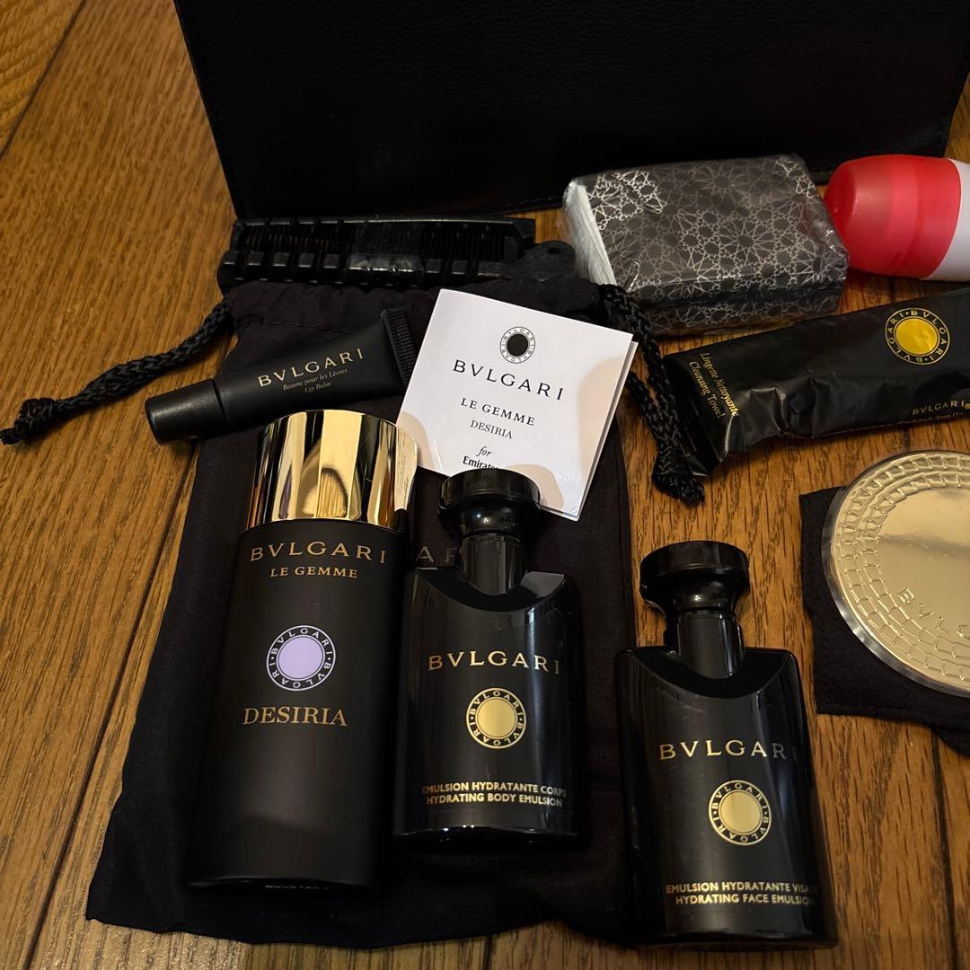 BVLGARI 旅行用化粧品セット