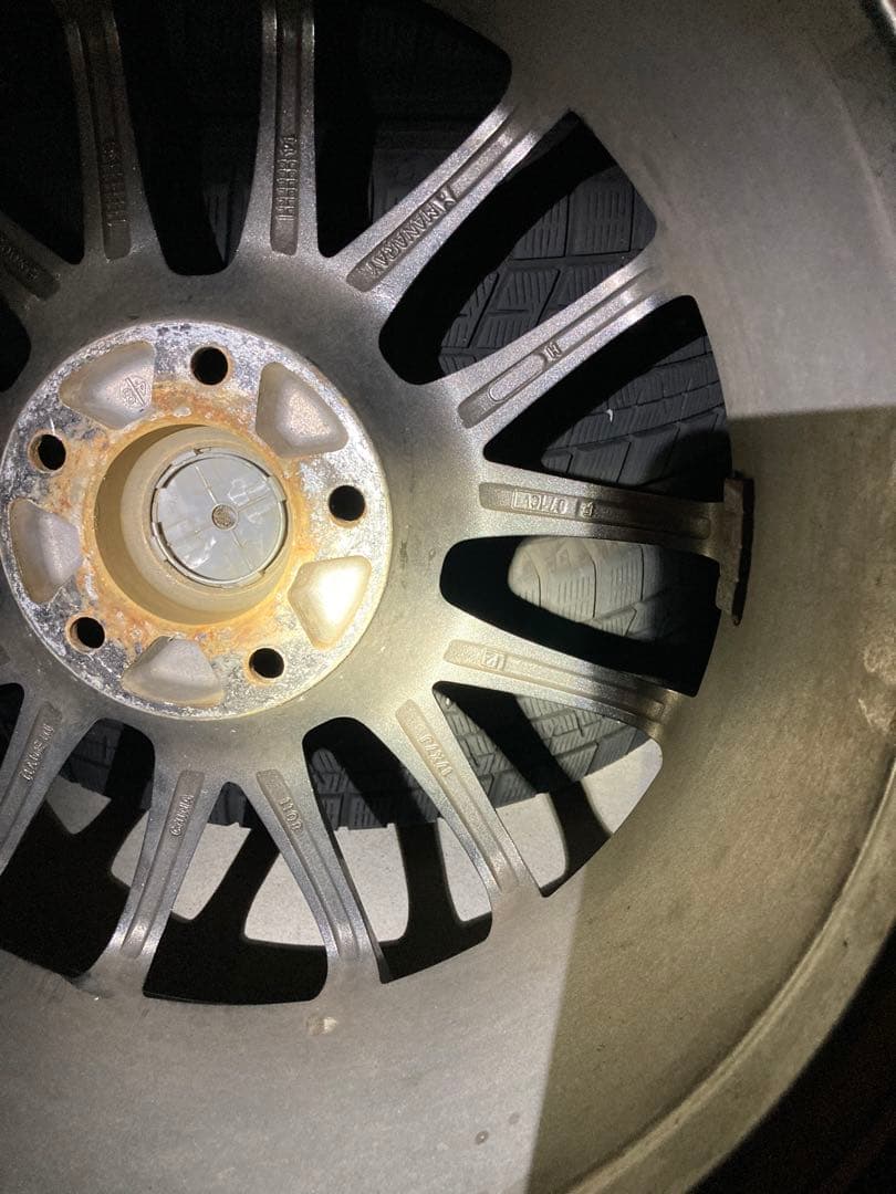 エスティマハイブリット　215/60R17 スタッドレスタイヤホイールセット