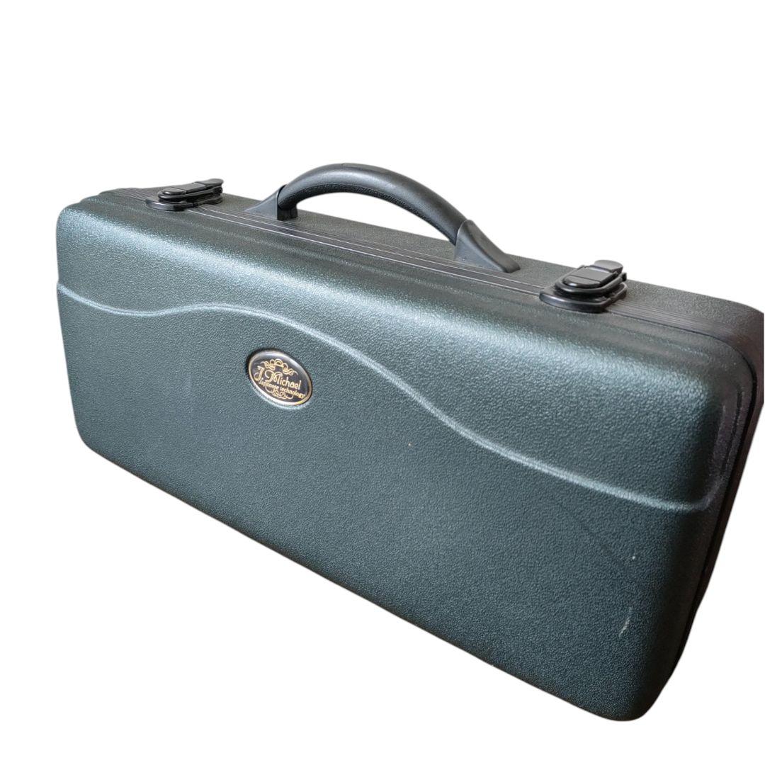 【良品】YAMAHAトランペット YTR-1310 シルバー　ヤマハ管楽器ケース