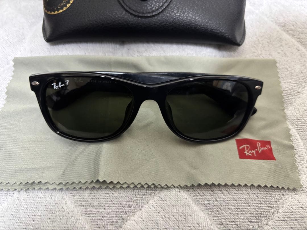 Ray-Ban RB2132-F サングラス
