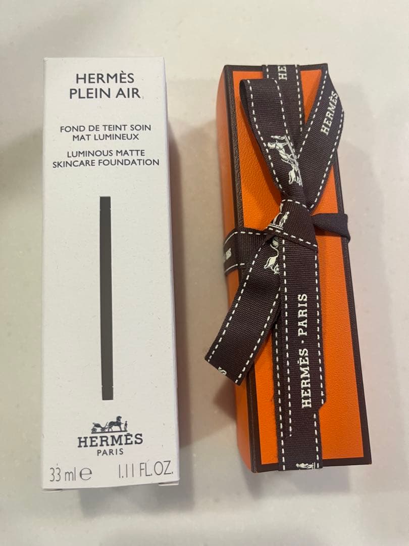 HERMES エルメス ファンデ　リキッド　おまけ付き