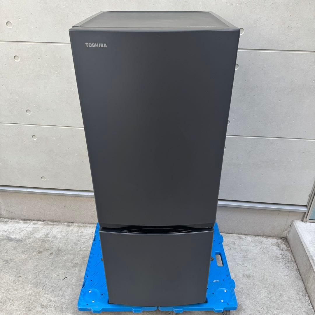 217⭐️2025年製★ほぼ新品★東芝　冷蔵庫　マットブラック　黒　一人暮らし